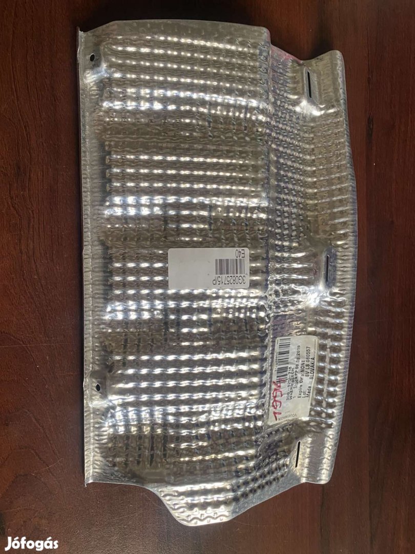 Volkswagen Passat B8 hőszigetelés 3G0825715 eladó