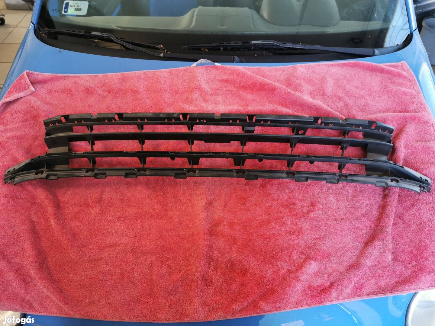 Volkswagen Passat B8 lökhárító betét rács