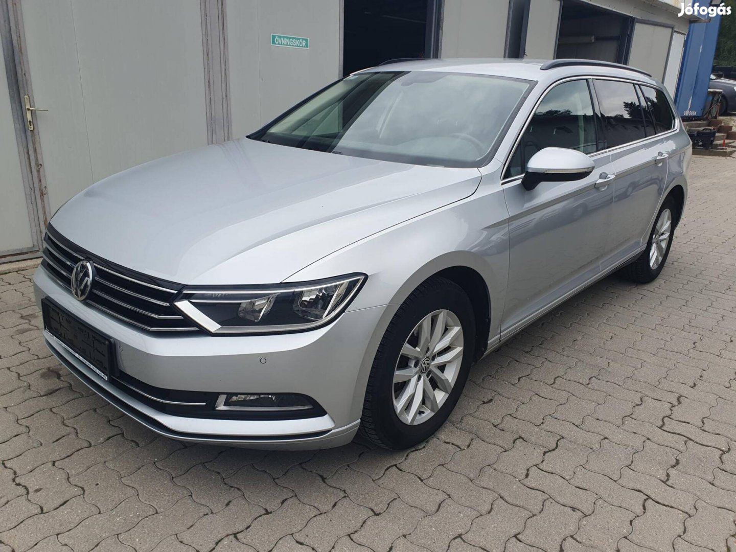 Volkswagen Passat VIII Variant 1.6 TDI BMT Tren...