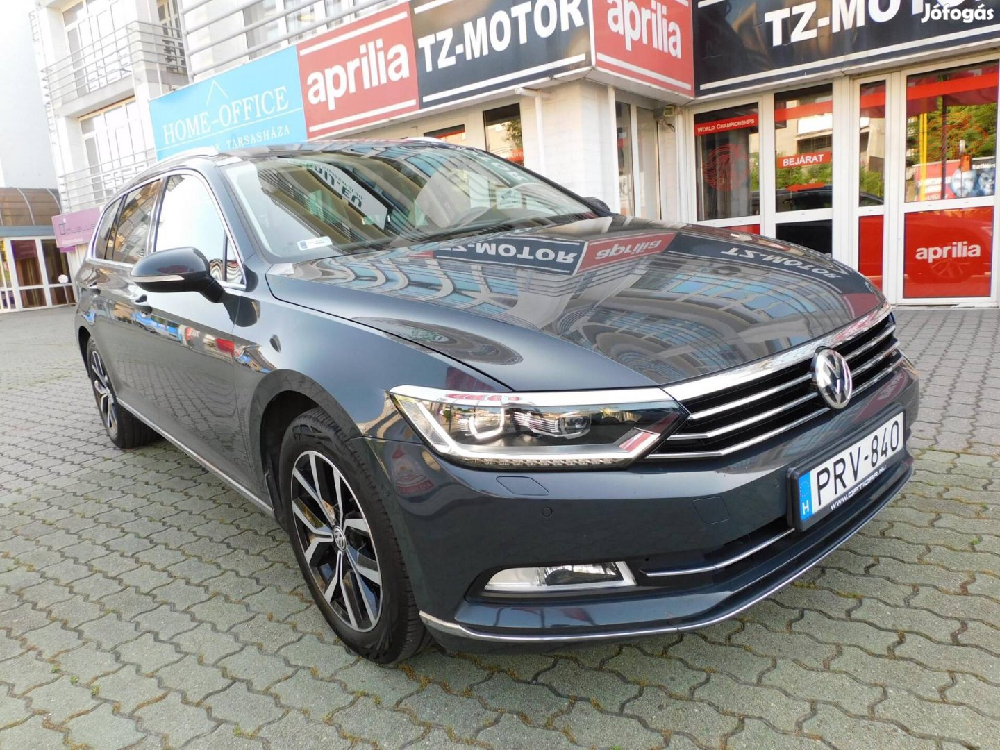 Volkswagen Passat VIII Variant 2.0 TDI BMT High...