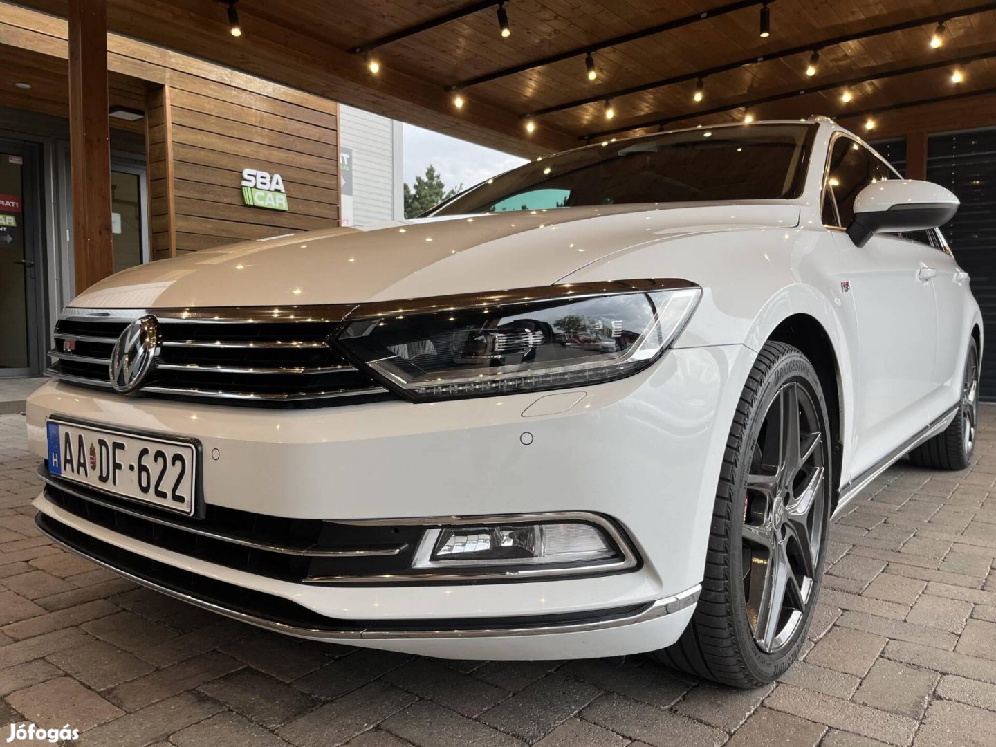 Volkswagen Passat VIII Variant 2.0 TDI SCR Eleg...