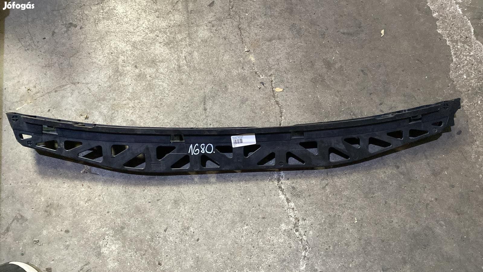 Volkswagen Passat Variant B8 hátsó lökhárító konzol