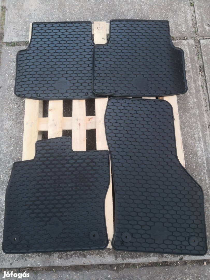 Volkswagen Passat , Arteon gumi szönyeg 2014-