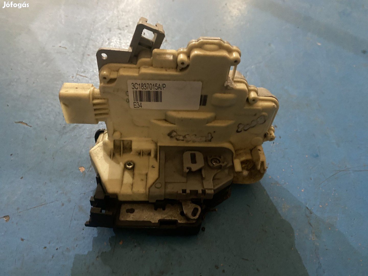 Volkswagen Passat bal első ajtózár szerkezet 3C1837015A eladó