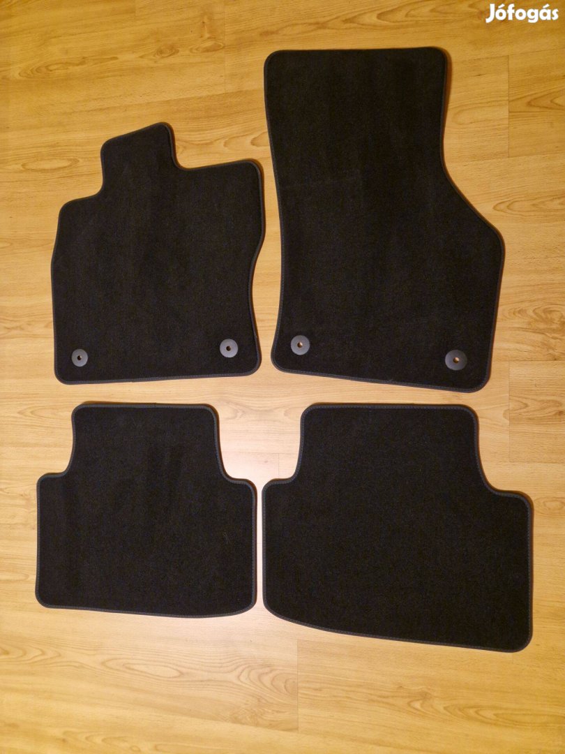 Volkswagen Passat teljes szőnyeg garnitúra (Cikkszám: 3G1 863 011 C)