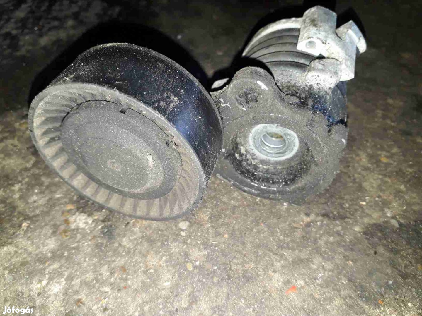 Volkswagen Polo 01- Hosszbordás Szíj Rezgéscsillapító