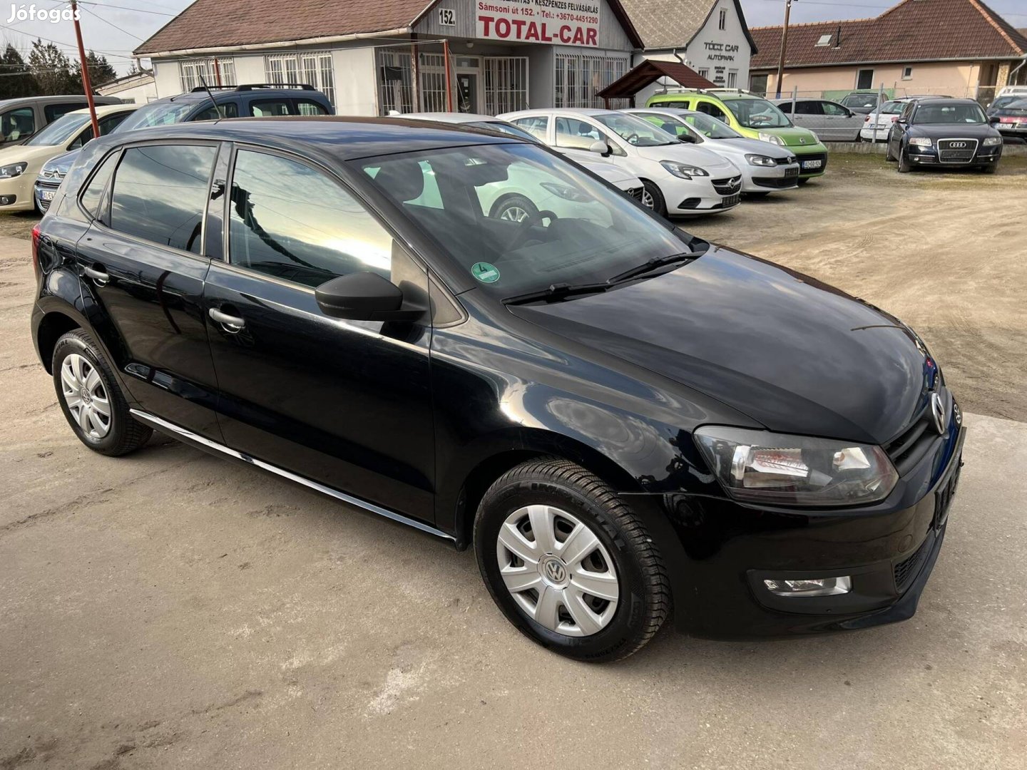 Volkswagen Polo 1.2 70 Comfortline Szervizkönyves