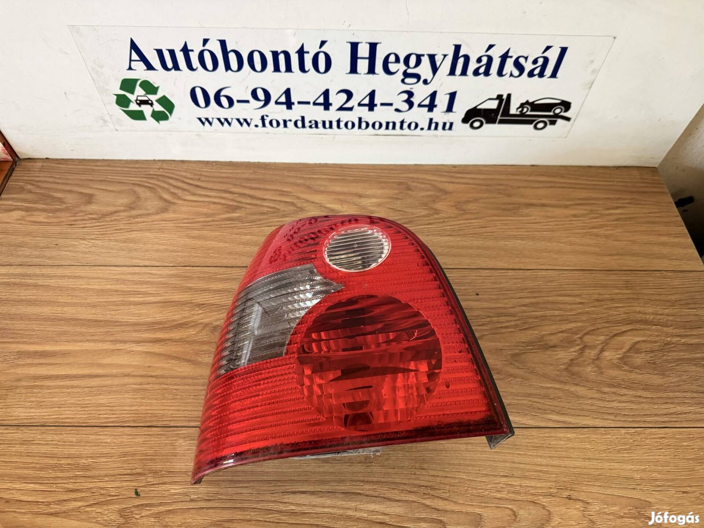 Volkswagen Polo 4 (9N) (01-) bal hátsó lámpa 
