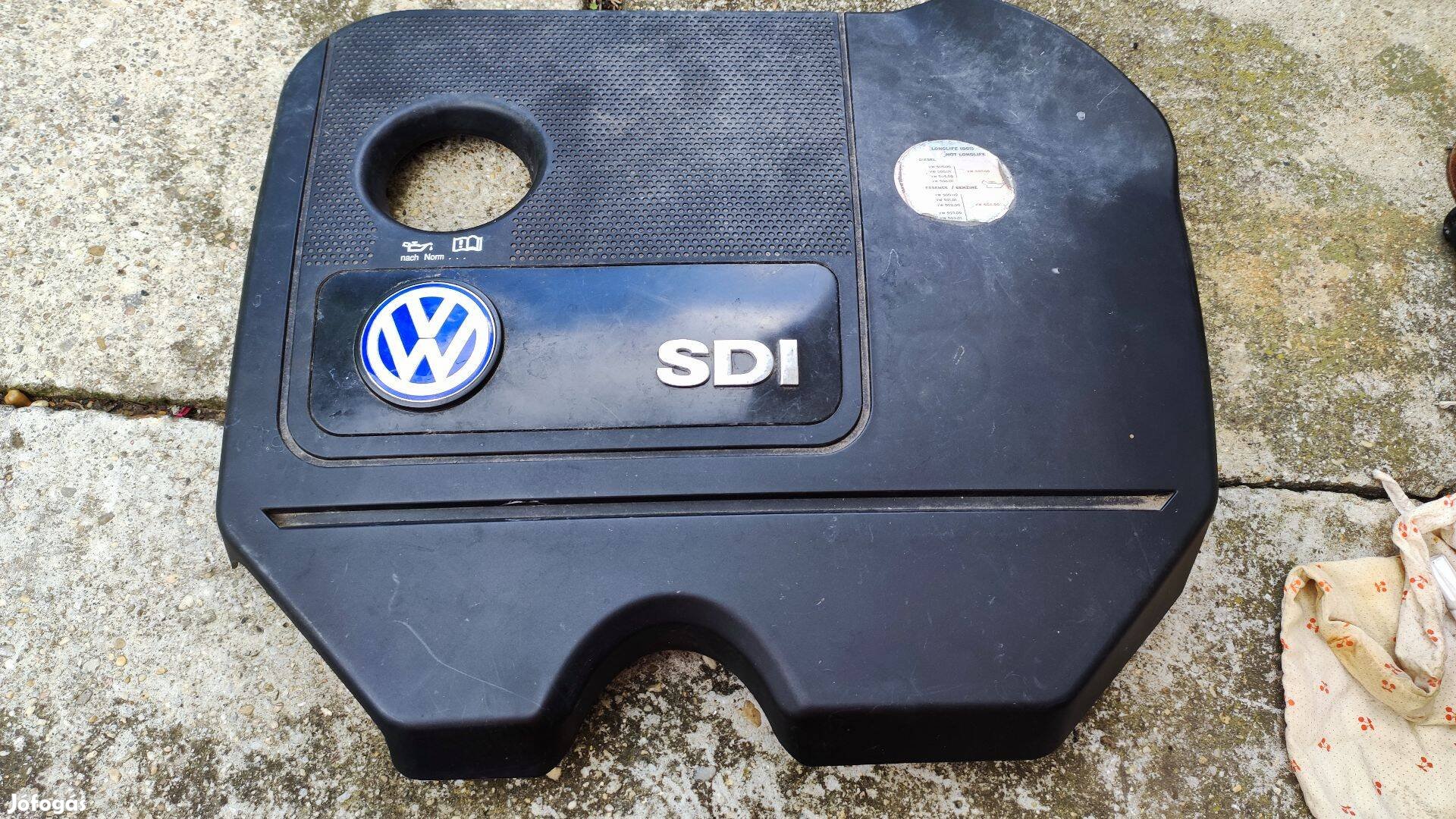 Volkswagen Polo 9N 1.9 SDI felső motor burkolat