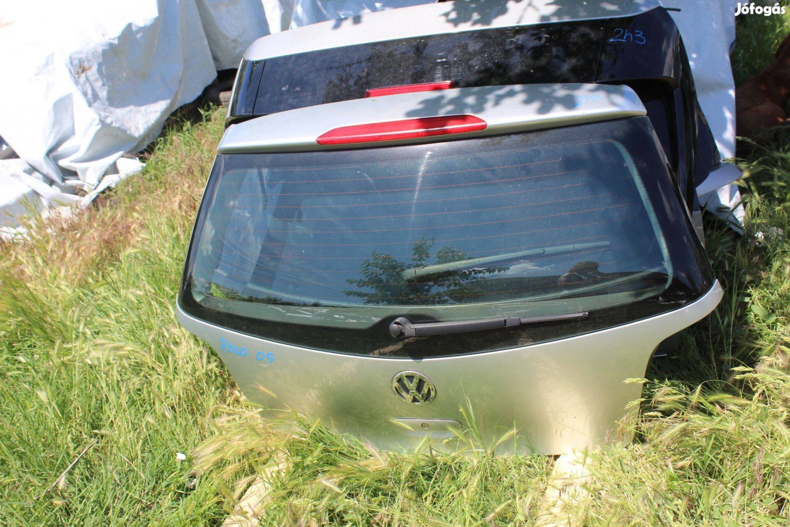 Volkswagen Polo 9N Csomagtérajtó üresen, szélvédővel (244)