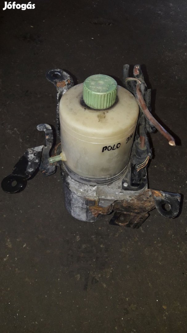Volkswagen Polo 9N Kormányszervó Szivattyú Szervó Tartály