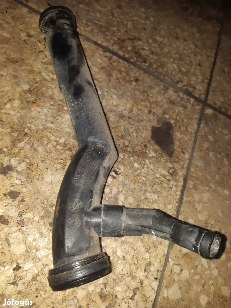Volkswagen Polo 9N Vízcső Elosztó