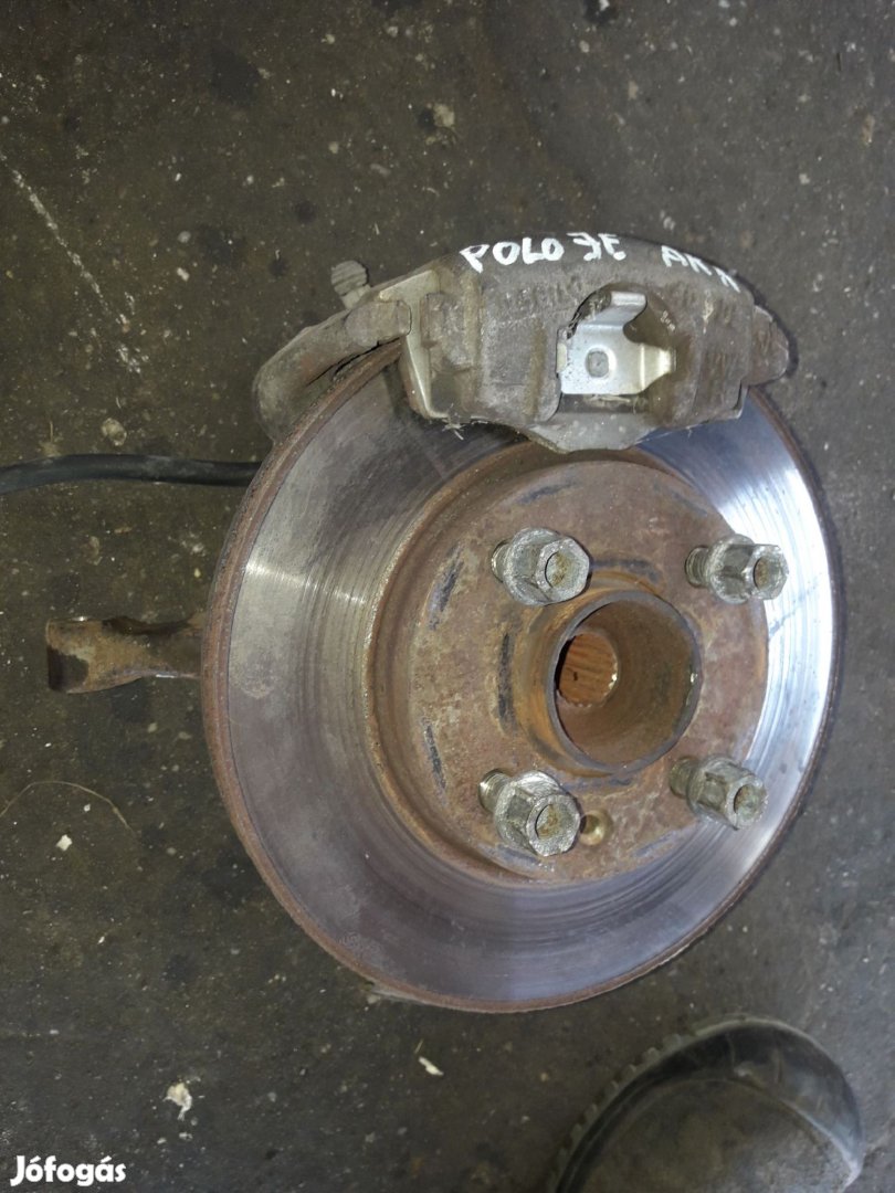 Volkswagen Polo Classic Jobb Első Csonkállvány Kerékaggyal