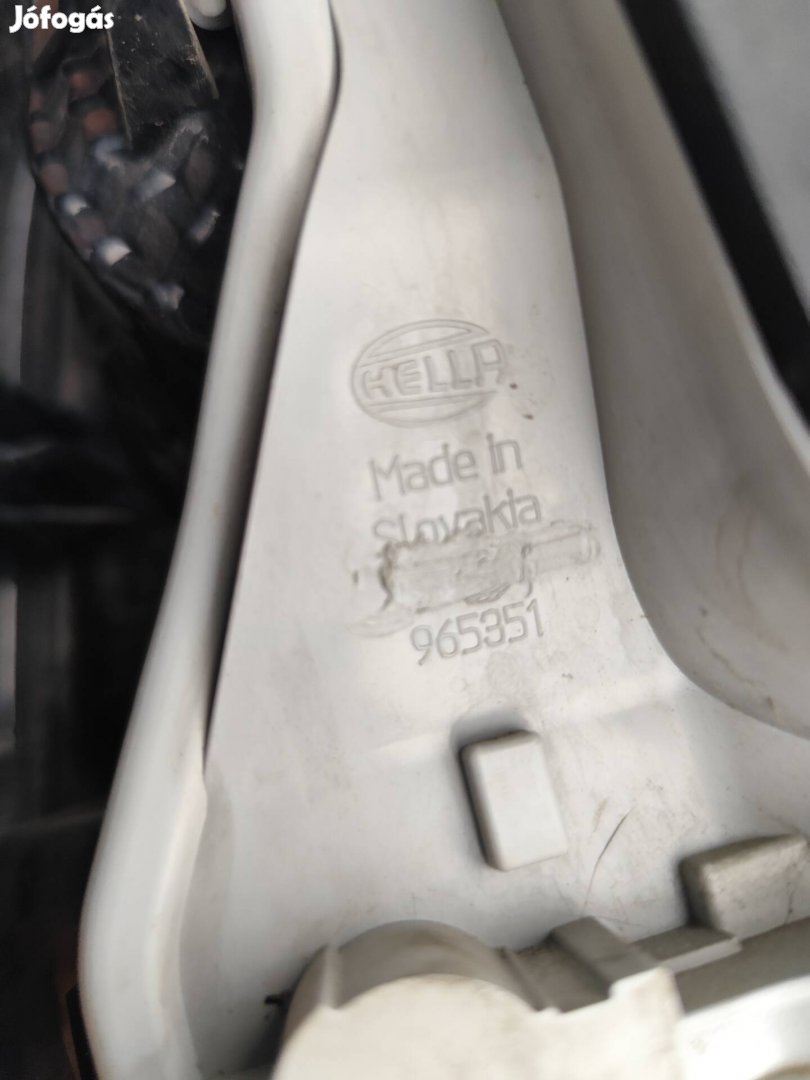 Volkswagen Polo Mk4 bal hátsó lámpa