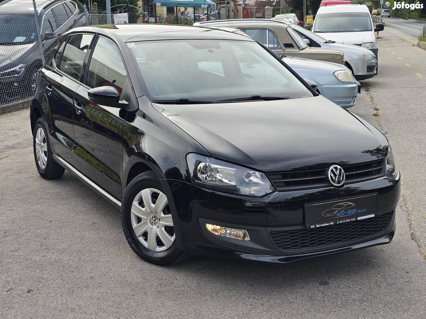 Volkswagen Polo V 1.2 70 Trendline szervizkönyves