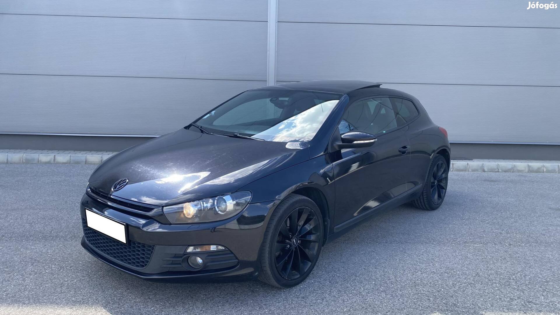 Volkswagen Scirocco 2.0 CR TDI DSG