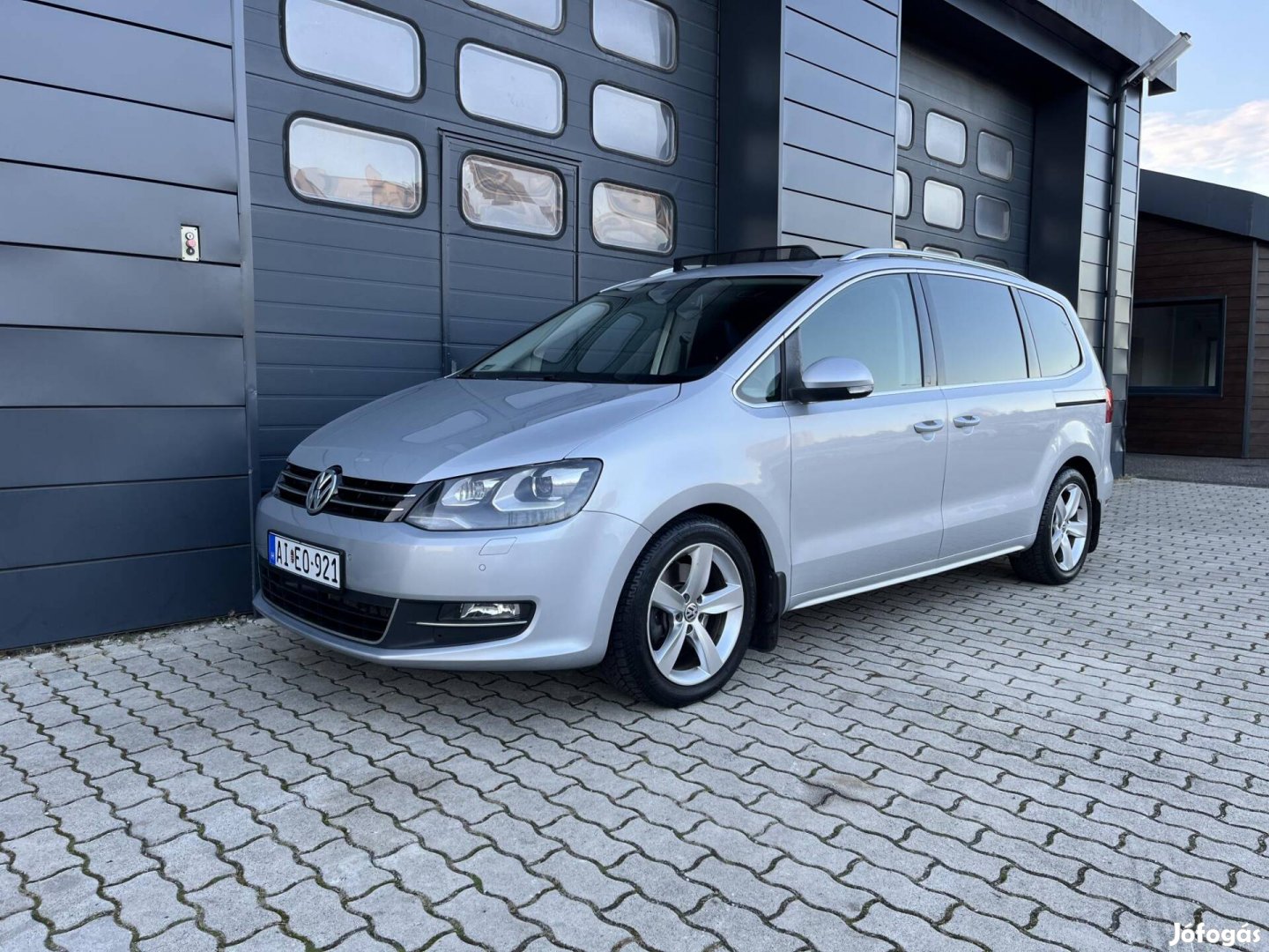 Volkswagen Sharan 2.0 CR TDI Highline DSG SZERV...