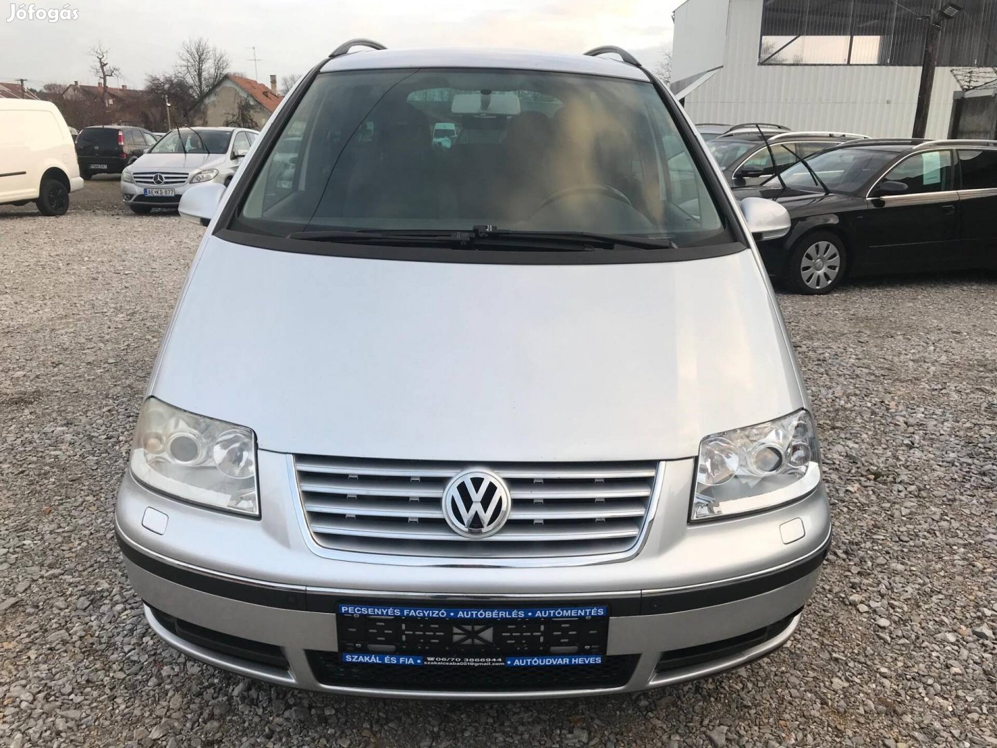 Volkswagen Sharan 2.0 PD TDI Comfortline levehe...