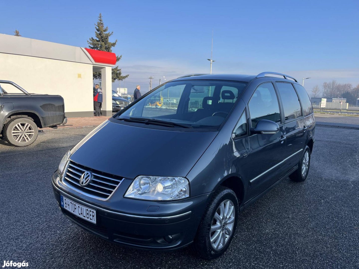 Volkswagen Sharan 2.0 PD TDI Highline kevés km....