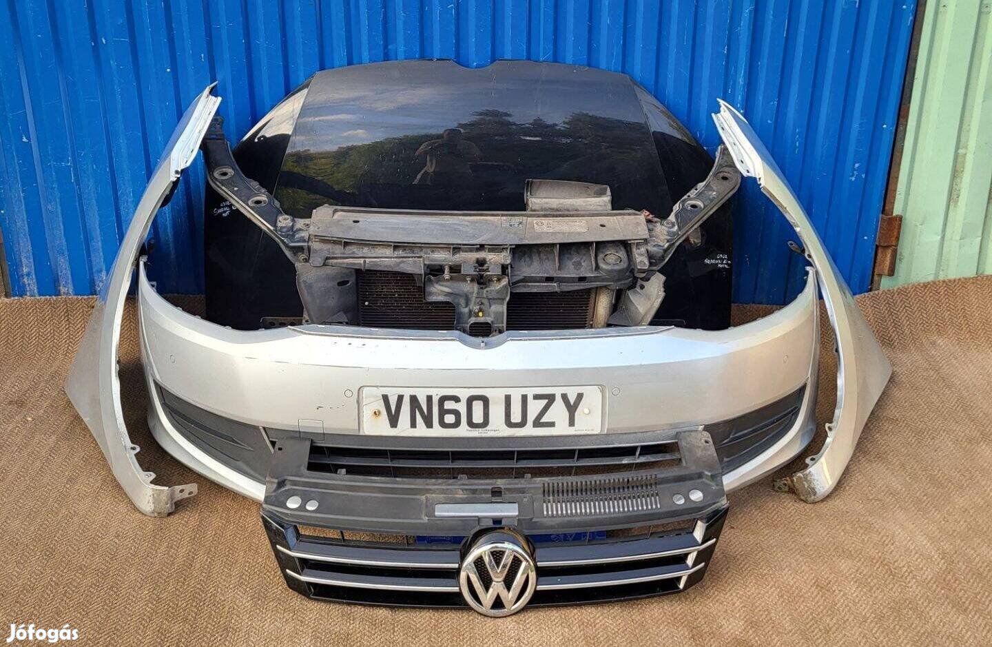 Volkswagen Sharan 2 II 2010- gyári 7N0807217A első lökhárító, hűtőrács