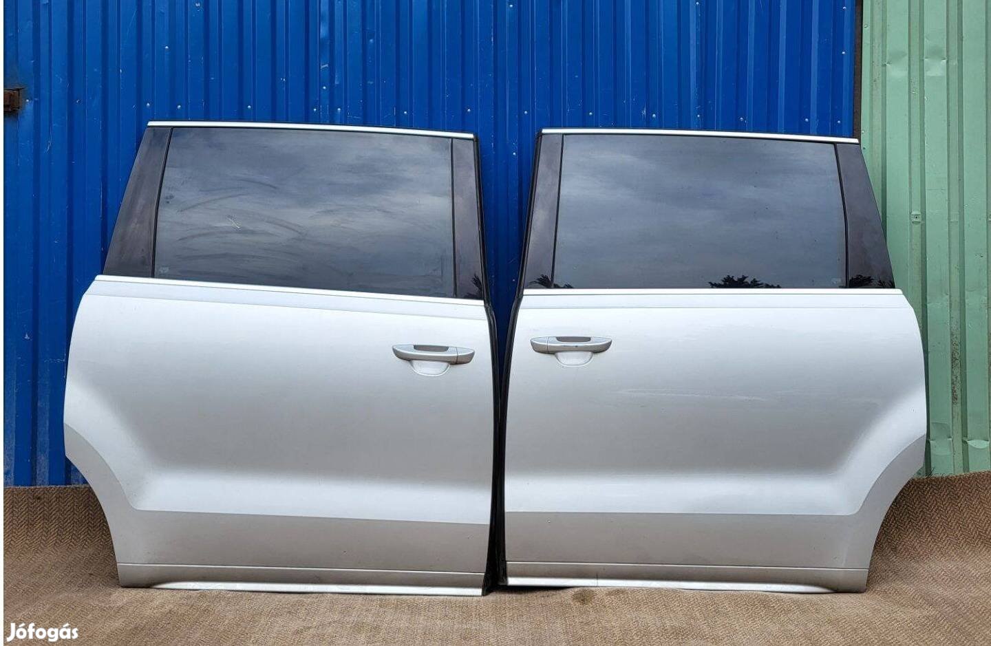 Volkswagen Sharan 7N 2010- bal, jobb hátsó, toló ajtó ezüst