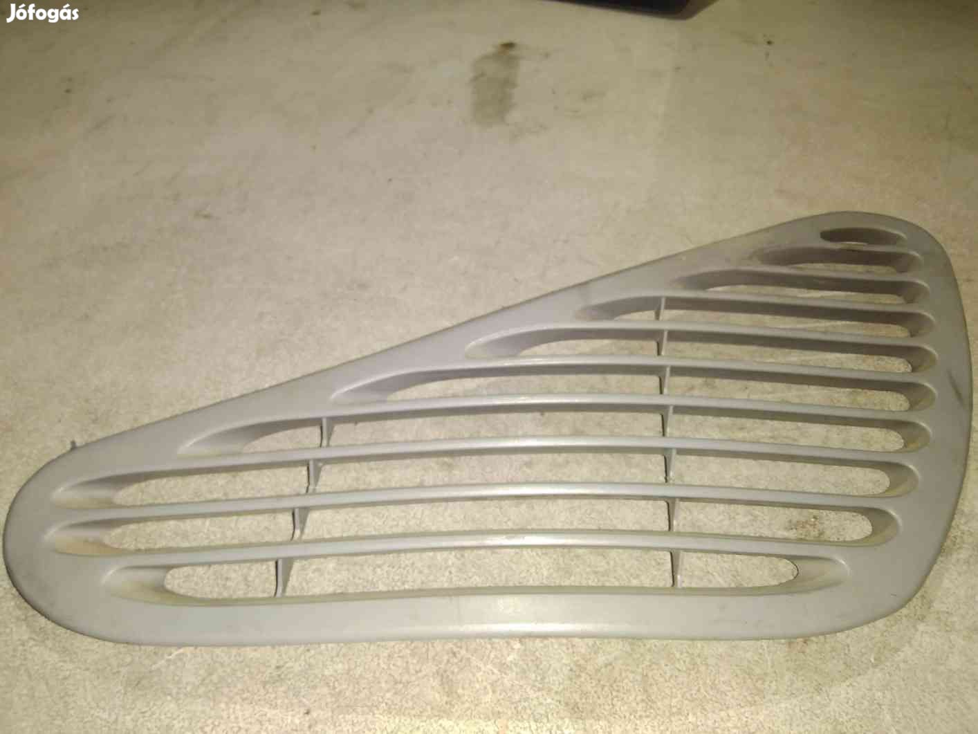 Volkswagen Sharan II Csomagtérajtó Burkolat