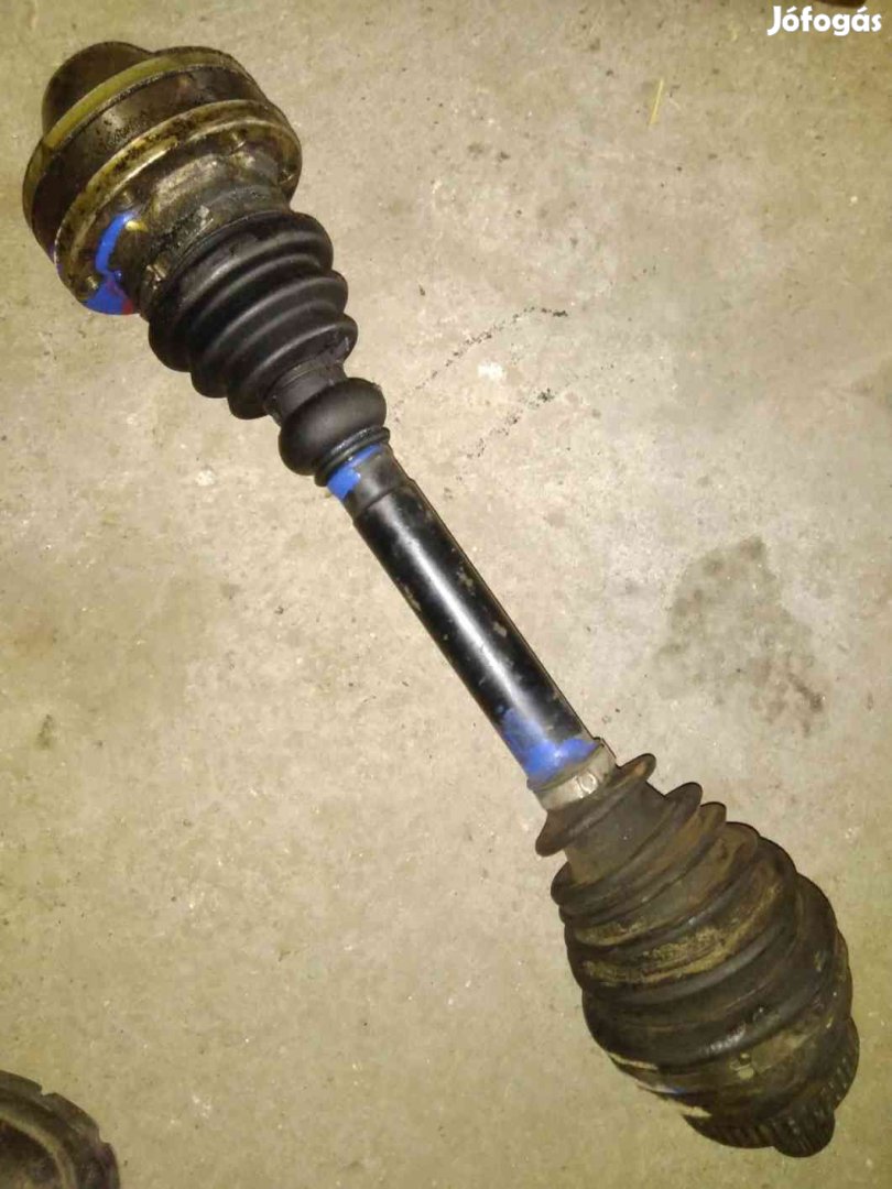 Volkswagen Sharan II Féltengely