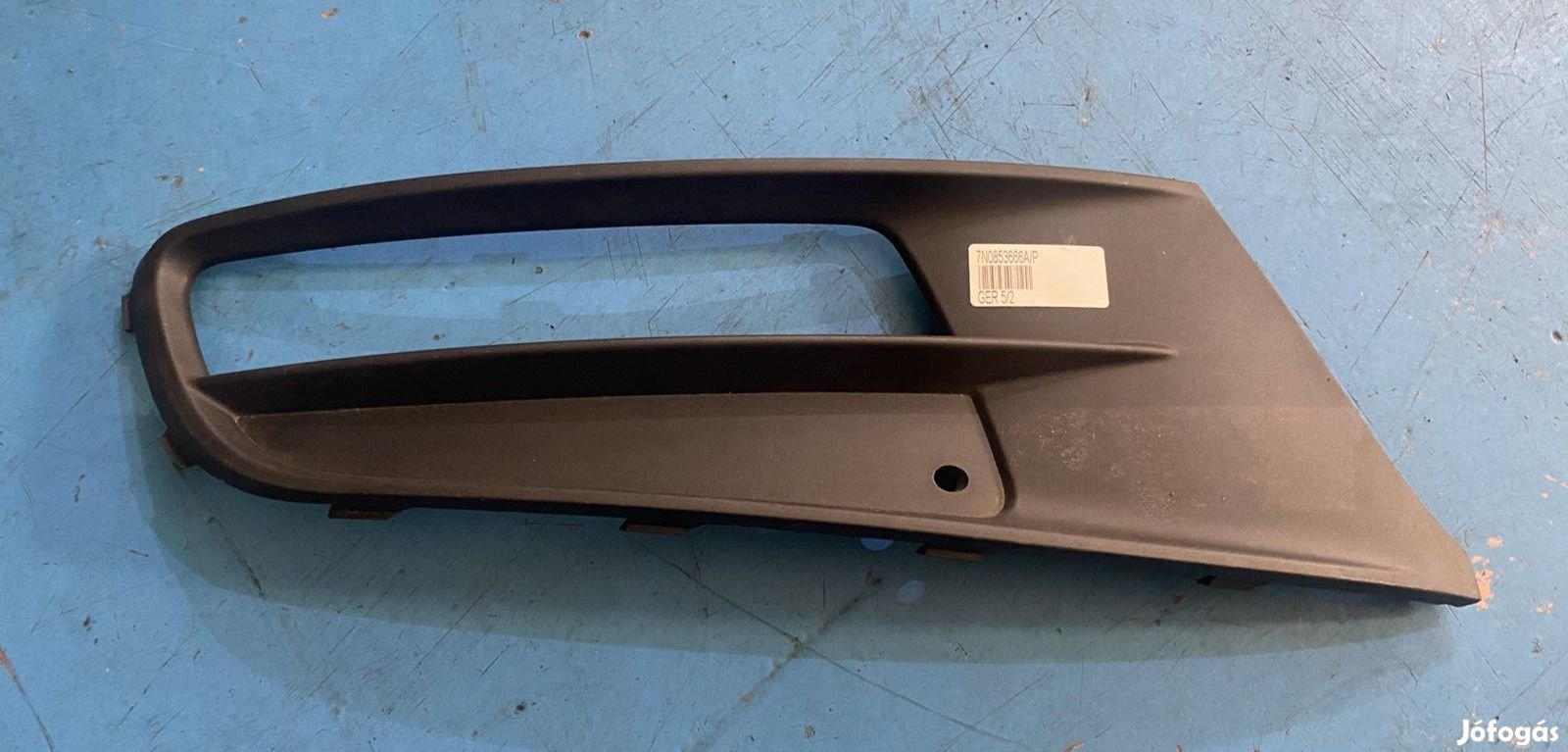Volkswagen Sharan jobb ködlámpa burkolat 7N0853666A eladó