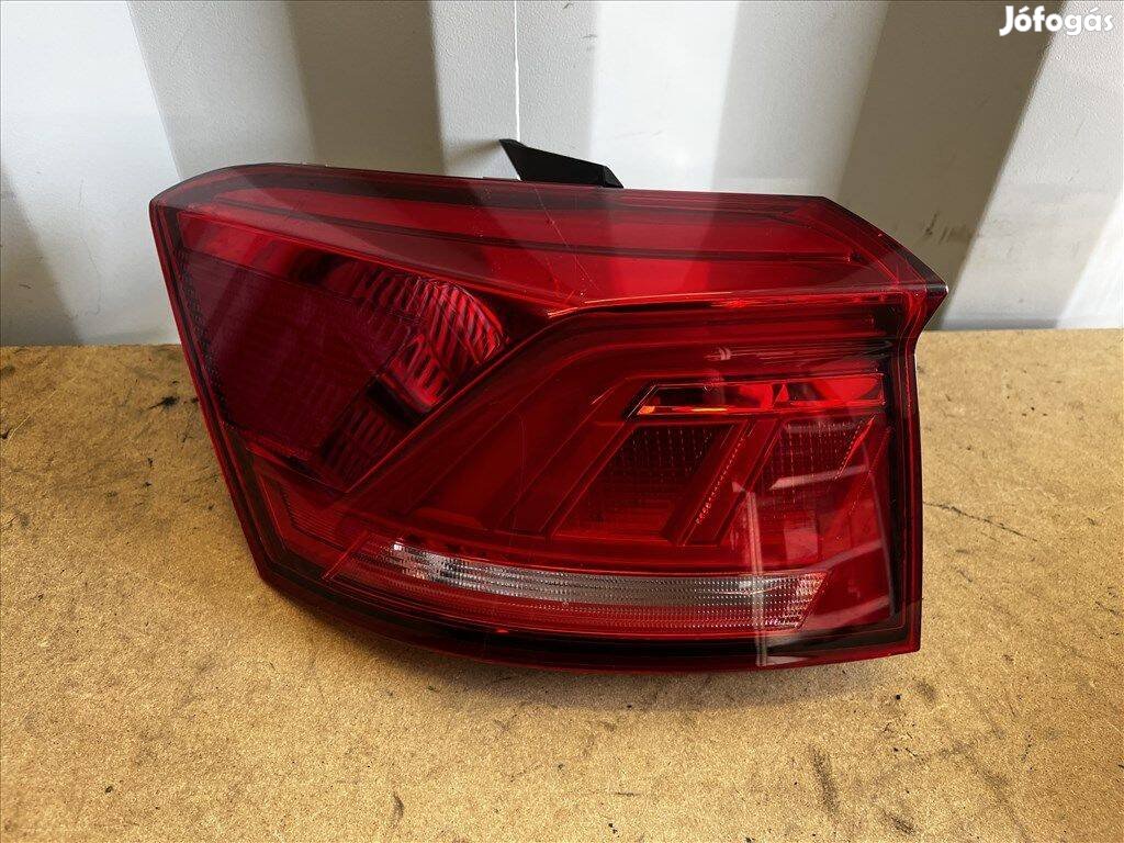 Volkswagen T-Roc bal hátsó lámpa 2ga945095c