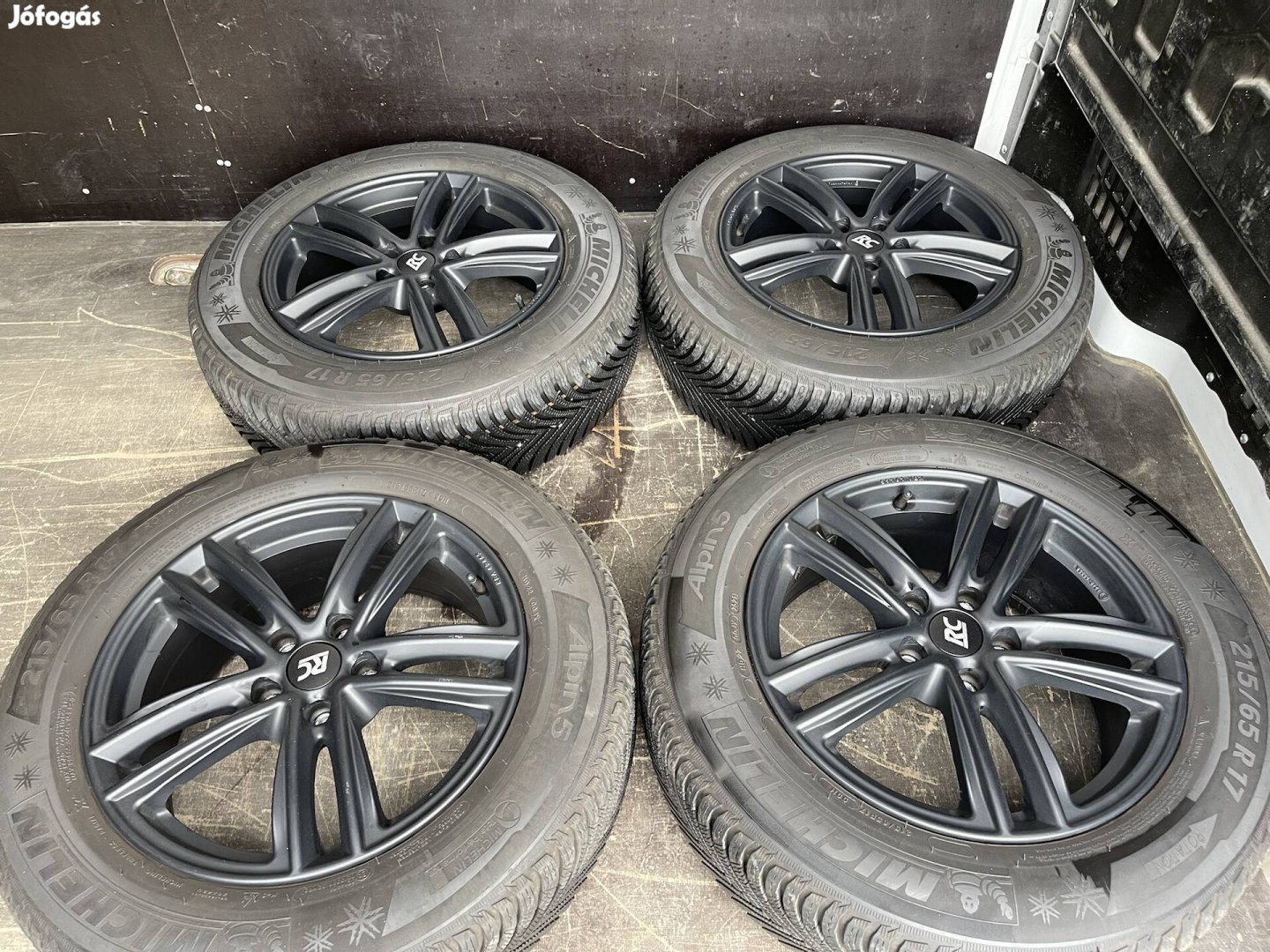 Volkswagen Tiguan 5x112 215/65 r17 téli