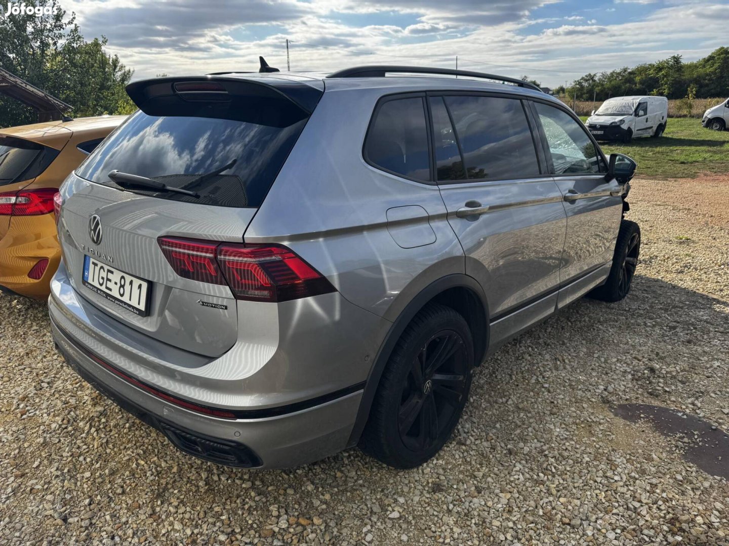 Volkswagen Tiguan Allspace 2.0 TDI R-Line 4Moti...