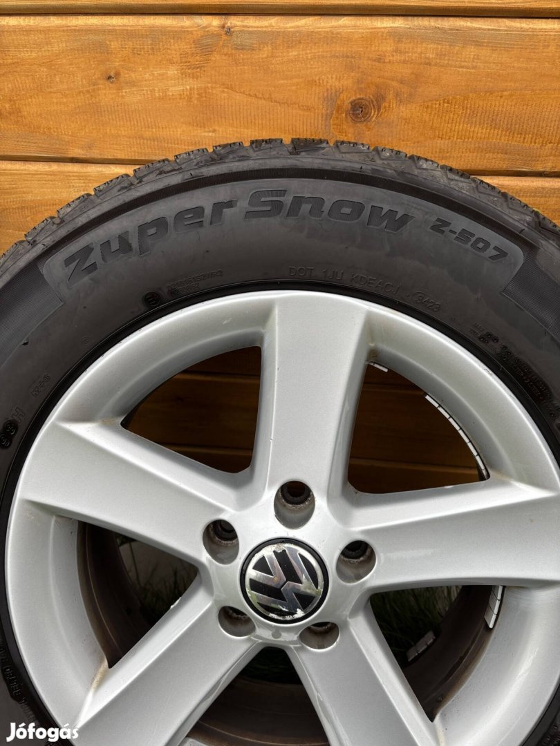 Volkswagen Tiguán Felni Téli gumival Eladó