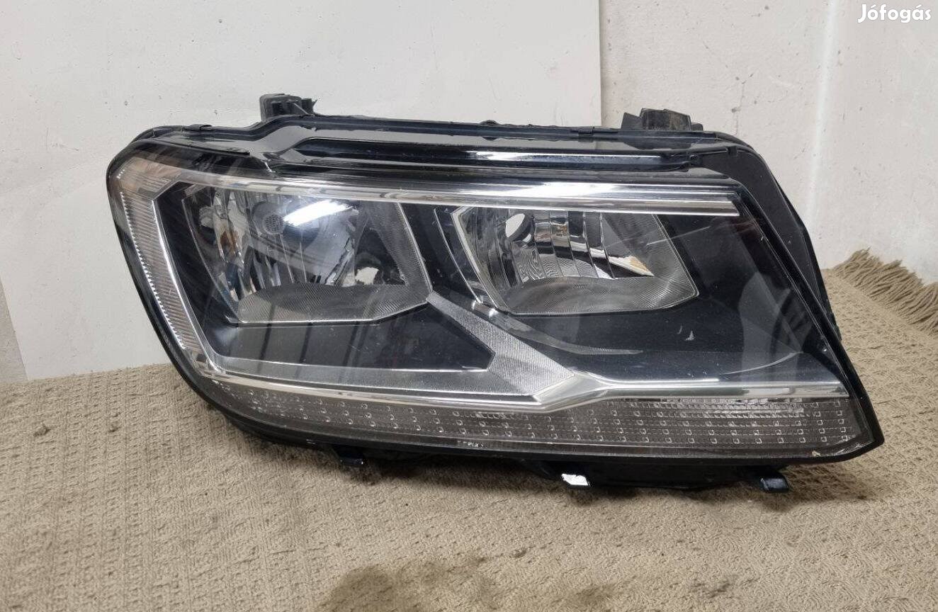 Volkswagen Tiguan II 15- Jobb első fényszóró lámpa 5NB941006B