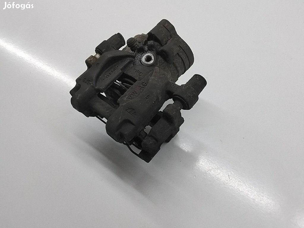 Volkswagen Tiguan Jobb hátsó féknyereg 3Q0615424