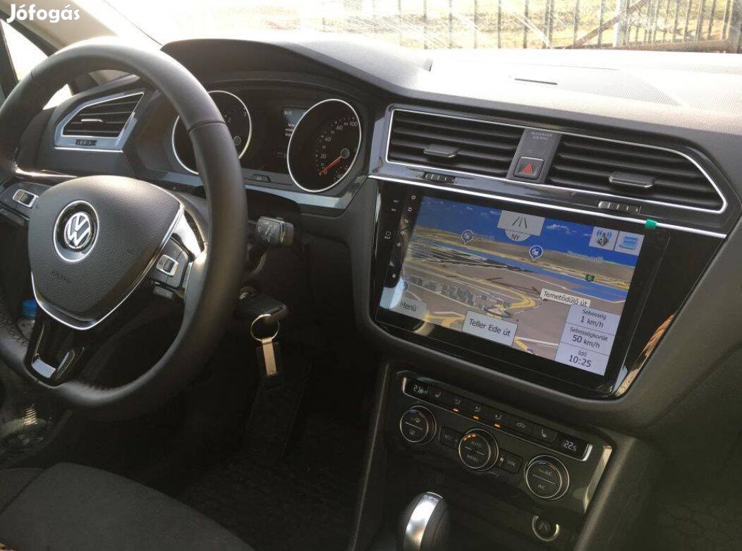 Volkswagen Tiguan Multimédia GPS Rádió Tolatókamerával