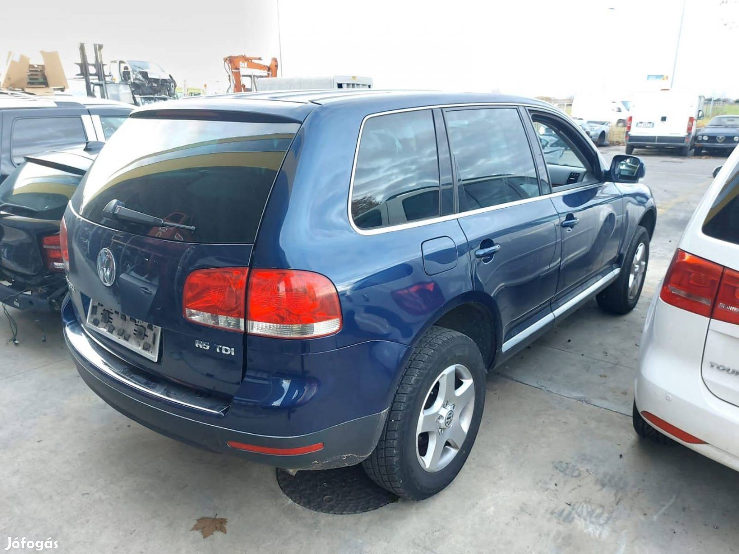 Volkswagen Touareg 2.5 TDI 2004 bontott alkatrészek