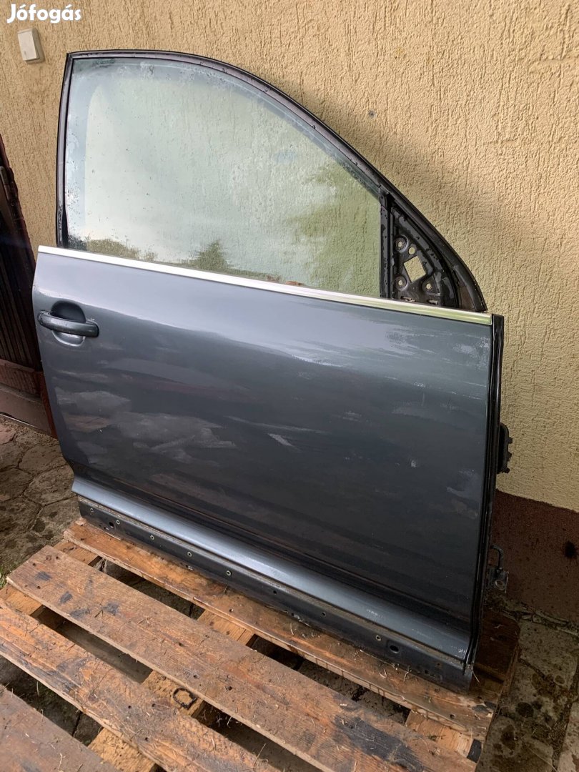 Volkswagen Touareg jobb első ajtó 2007 es