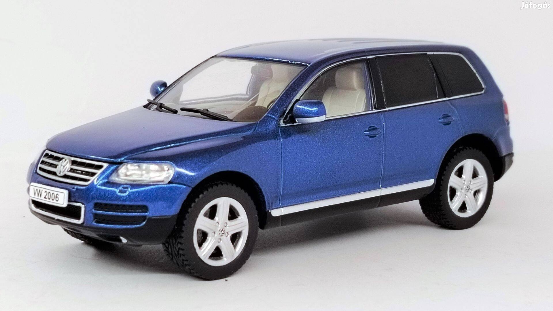 Volkswagen Touareg modellautó 1:43 új bontatlan eladó