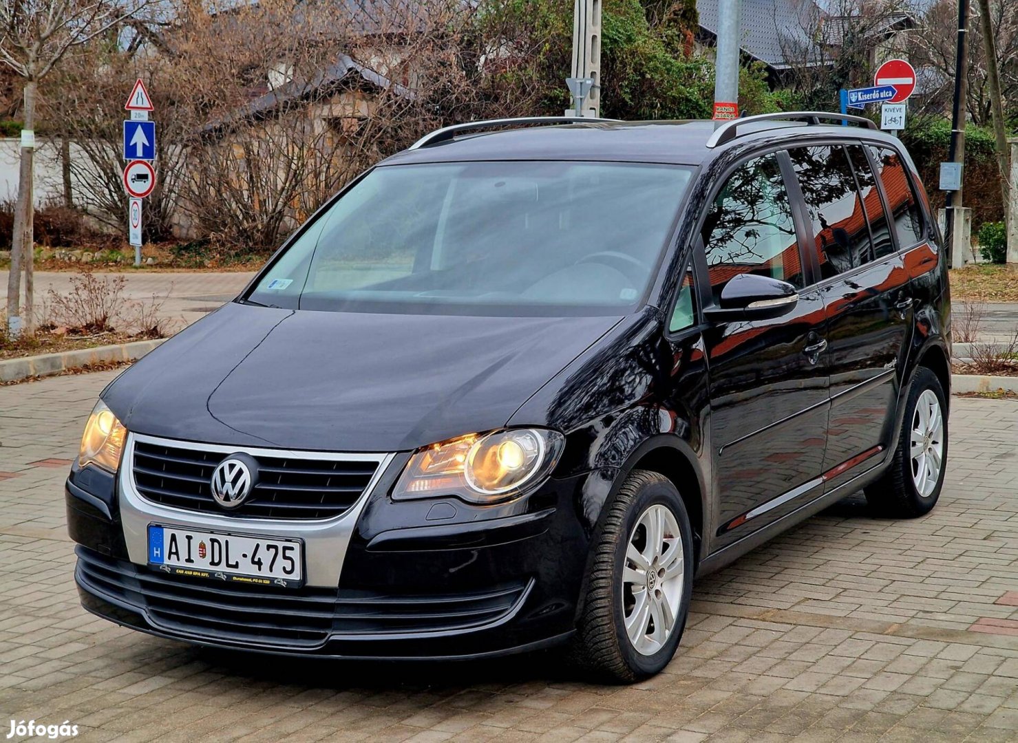 Volkswagen Touran 1.4 TSi Highline Style Navi-R...