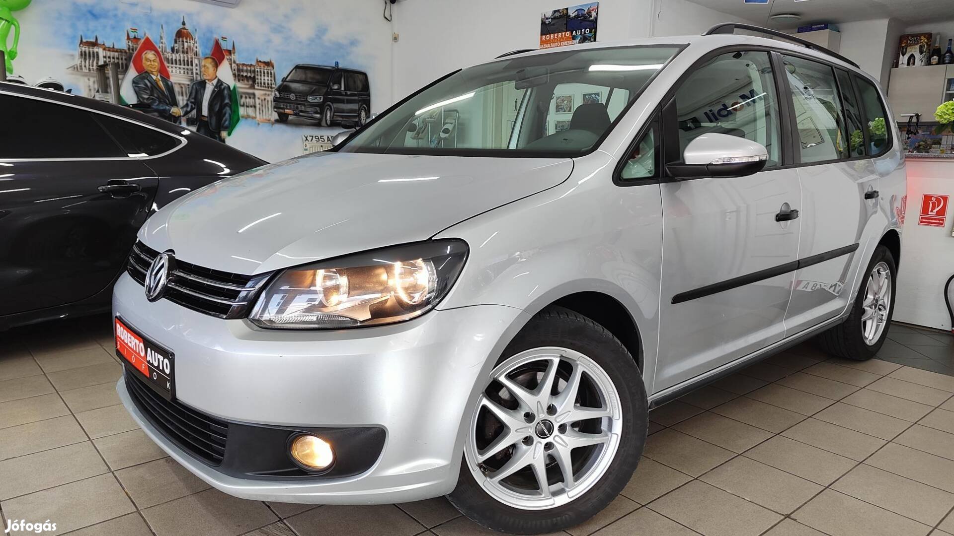 Volkswagen Touran 1.6 CR TDI Trendline Bluemoti...