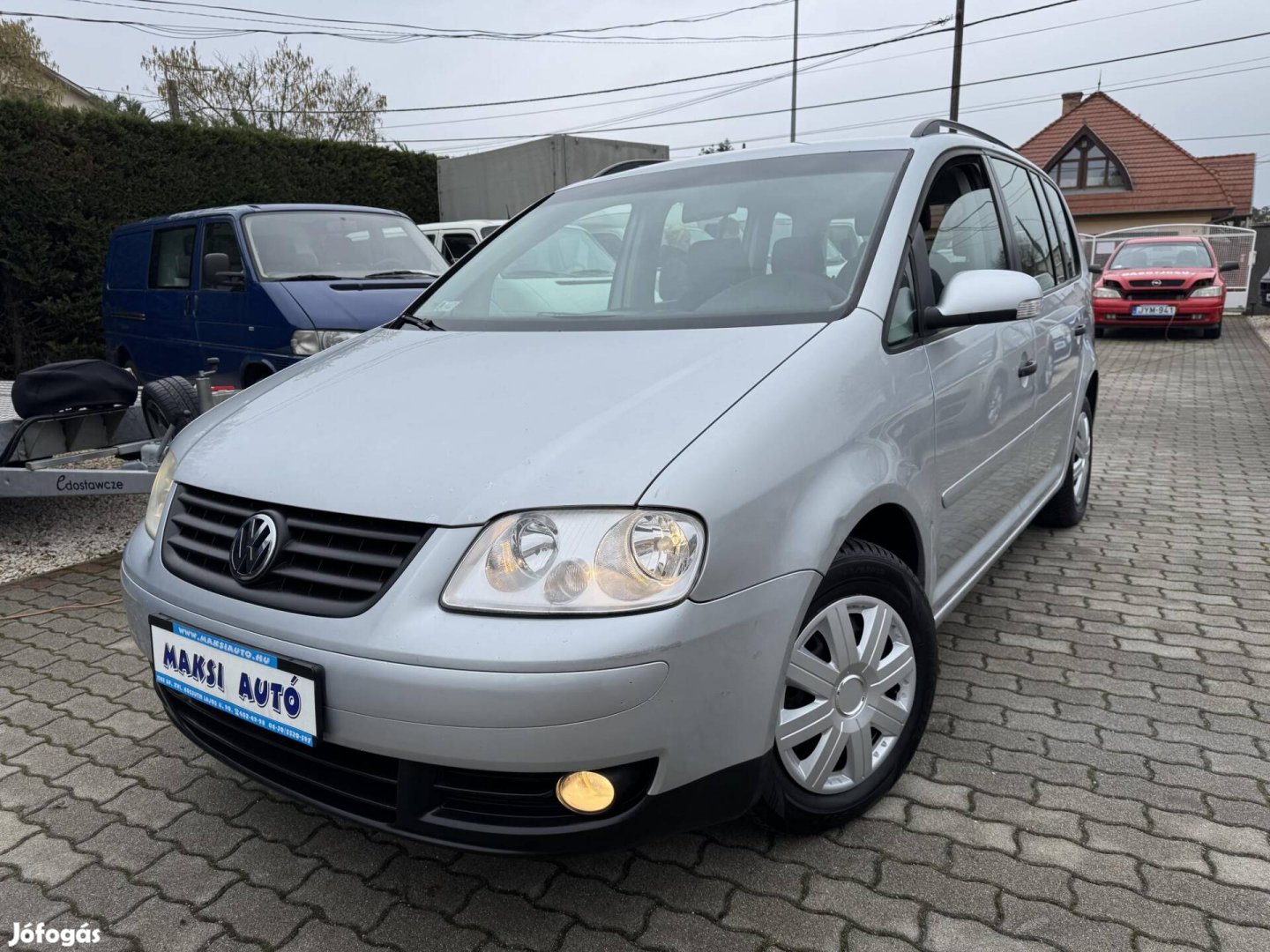 Volkswagen Touran 1.6 Conceptline Első Tulaj!MA