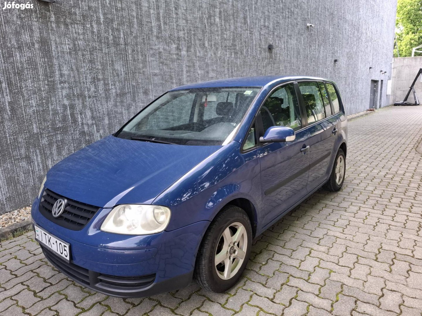 Volkswagen Touran 1.6 FSI Highline