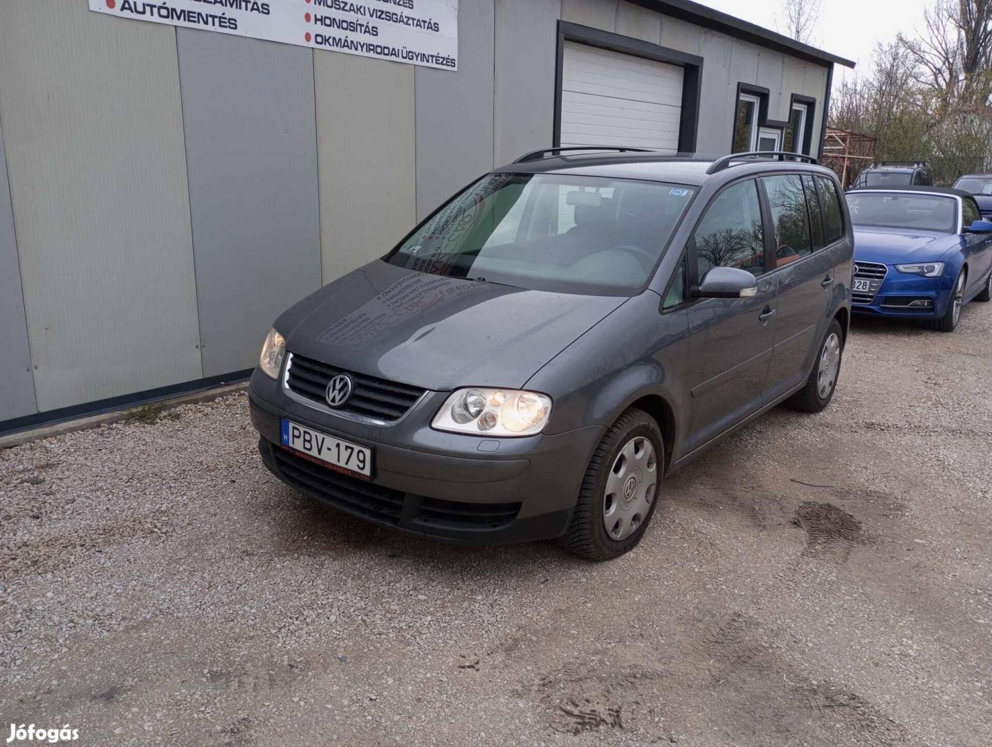 Volkswagen Touran 1.6 Trendline Sorszám:39