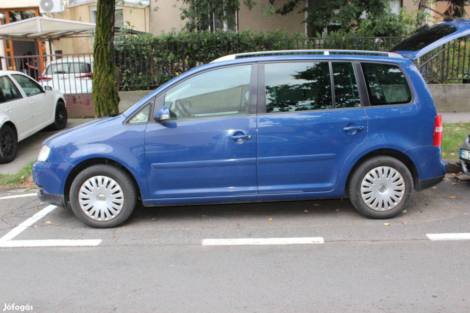 Volkswagen Touran 2.0 FSI Trendline