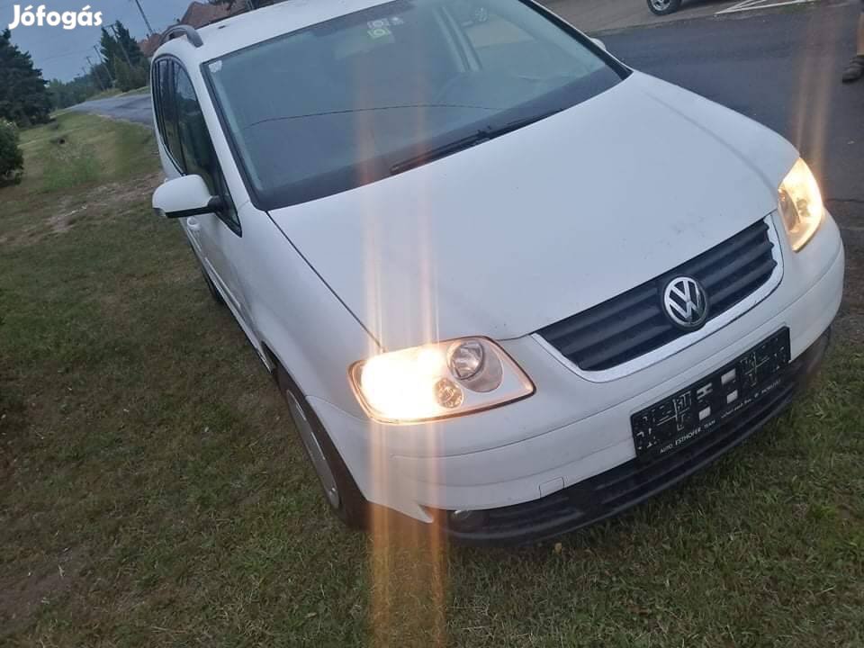 Volkswagen Touran alkatrészei eladó