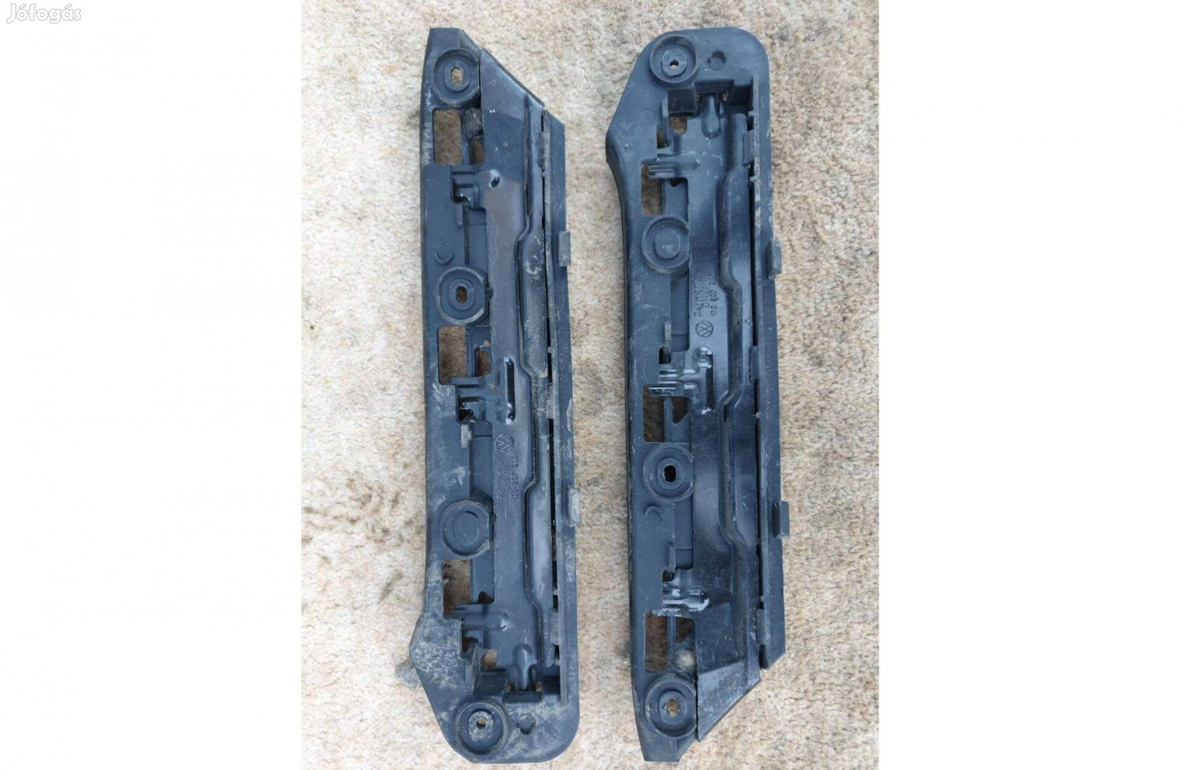 Volkswagen Touran bal 1T0807935, jobb 1T0807936 első lökhárító tartó