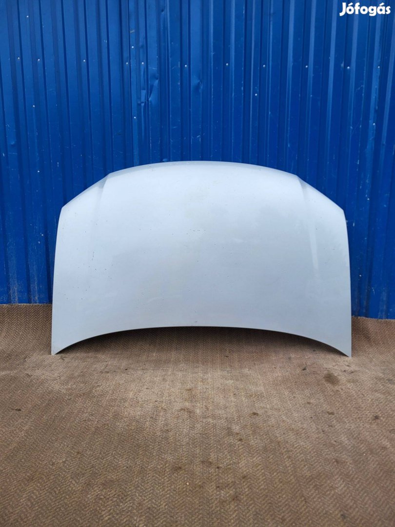 Volkswagen Touran facelift 2007- gyári motorháztető ezüst