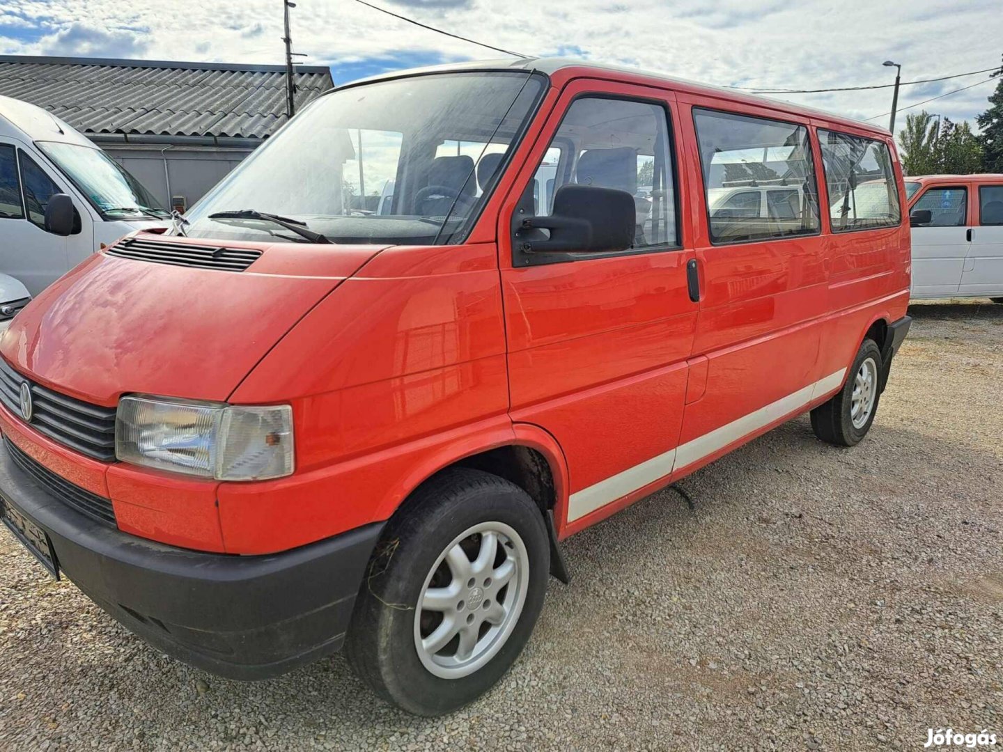 Volkswagen Transporter Caravelle 2.4 (9 személy...