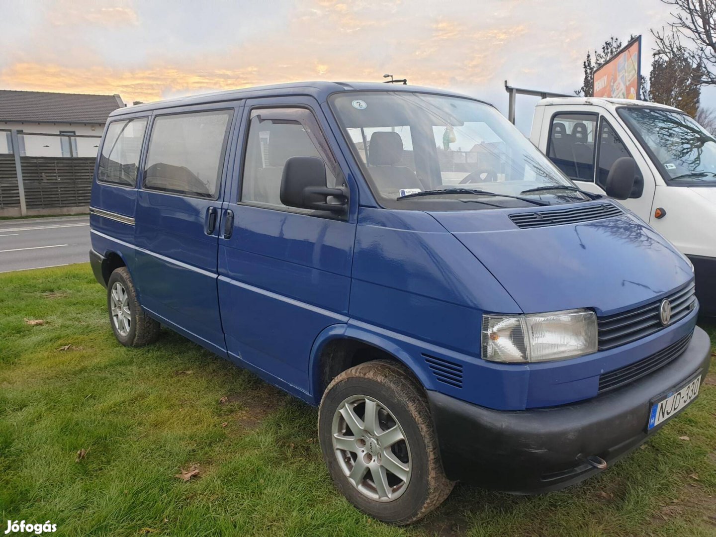 Volkswagen Transporter Caravelle 2.5 TDI Friss...