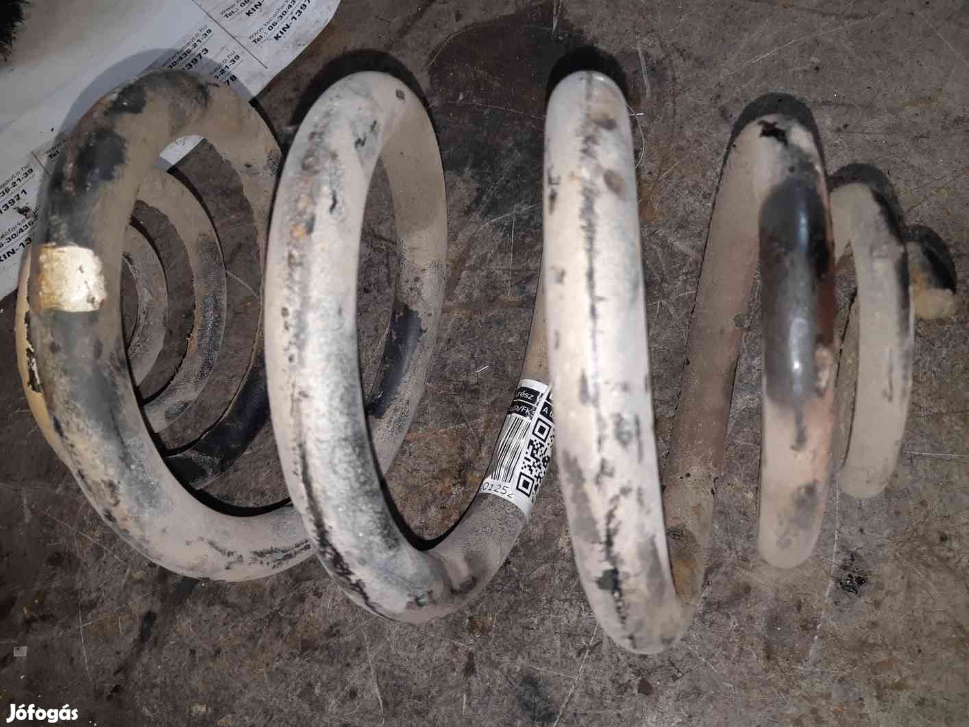 Volkswagen Transporter T4 91-03 Hátsó Rugó